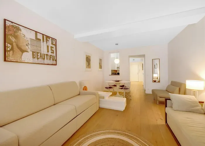 Hot District Faubourg Saint-denis